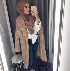 Meet your Posher, Nour